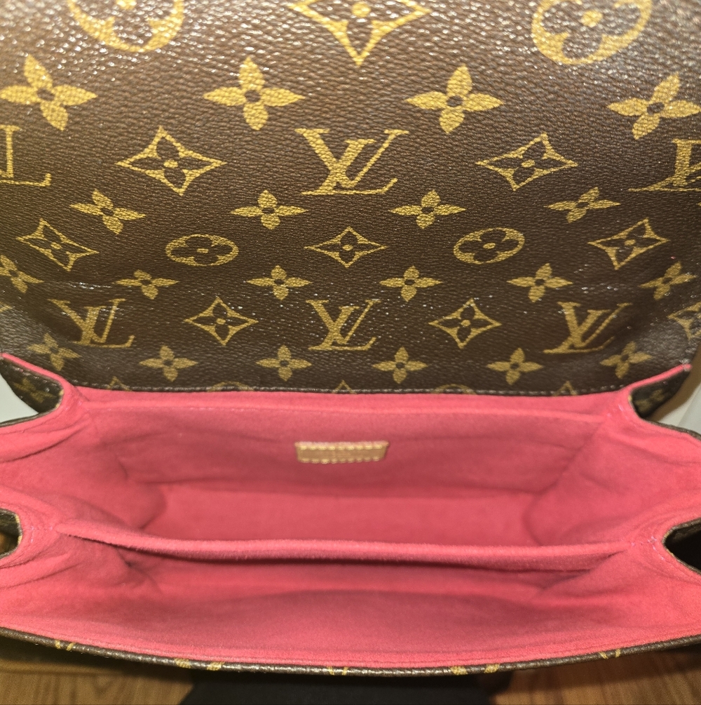 Louis Vuitton Monogram Love Lock Pochette Metis - Picture 5 of 5